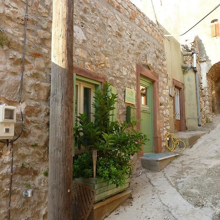 圣乔治斯考西斯传统住宅度假屋 Agios Georgios Sykousis 客房 照片
