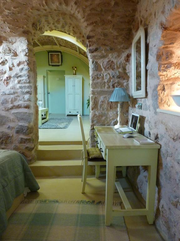 圣乔治斯考西斯传统住宅度假屋 Agios Georgios Sykousis 客房 照片
